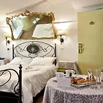 Al Castello Hotel
