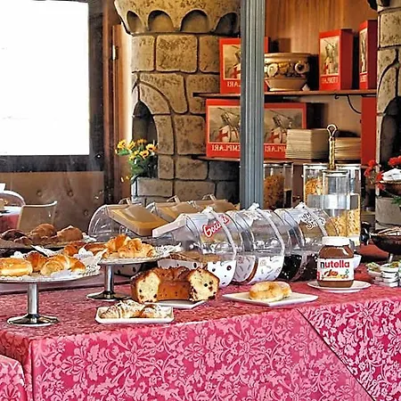 Al Castello Hotel 3*