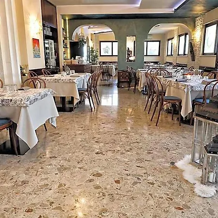 Al Castello Hotel
