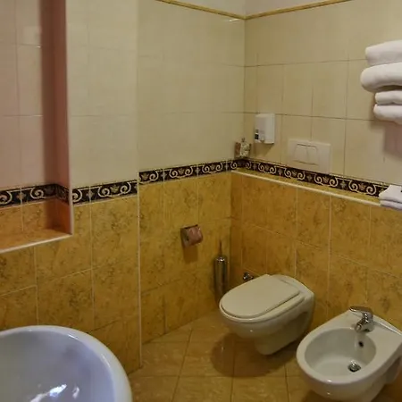 Al Castello Hotel 3*