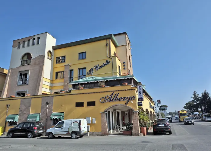 Al Castello فندق بوميتْسْيا